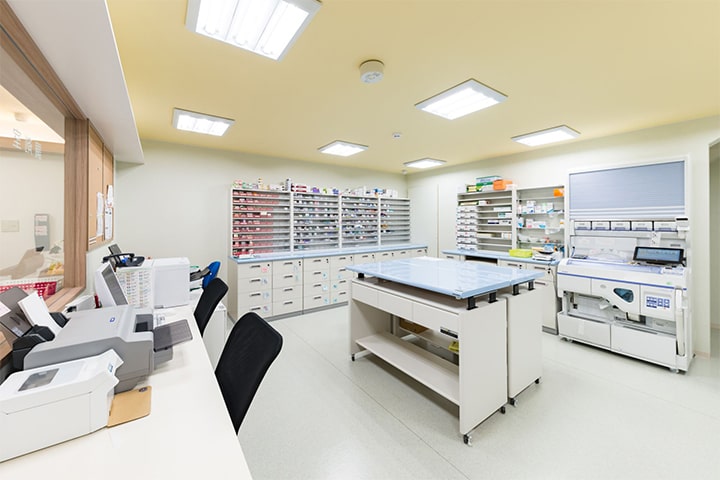 dispensing_pharmacy_04-min